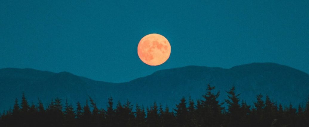 Лунен календар Май